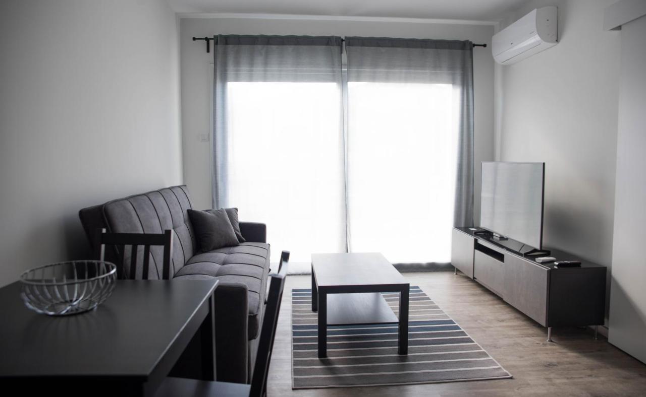 One Bedroom Apartment In Paphos In Good Location Exterior foto